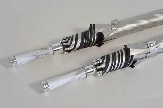 Golf Straight Windproof Umbrella per la personalizzazione agile della catena di approvvigionamento in argento di titanio