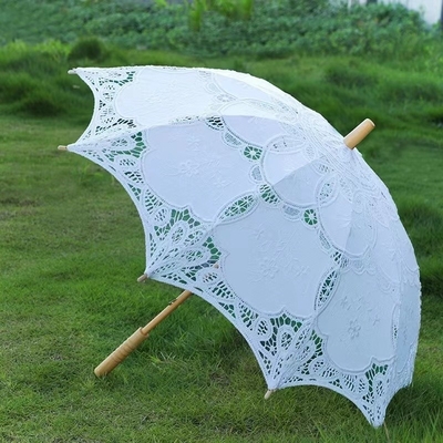 Logo personalizzato ombrello da sposa in pizzo bianco per favori e regali di nozze alla moda