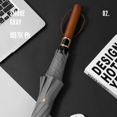 190T Pongee Long Handle 3 Fold Wood Handle ombrello da lavoro maschile Plus Size Windproof Golf Gift Umbrella Logo personalizzato