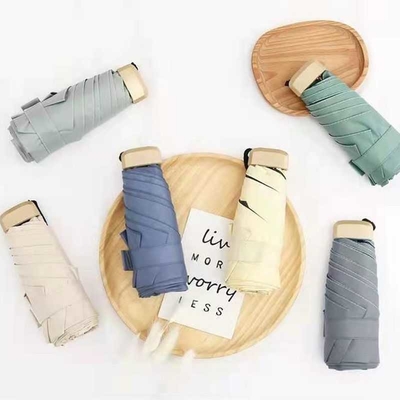 Stampa del logo del cliente Ombrello pieghevole Protezione UV Chiara ombrello solare Five Fold Mini