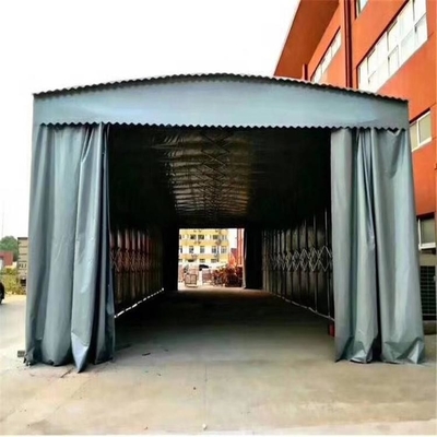 Canopy pieghevole per esterni perfetto per grandi esigenze di stoccaggio