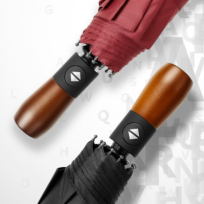 Fibra di vetro costole 23 pollici 12K 210T Pongee ombrello auto con maniglia in legno rivestito in nero UV