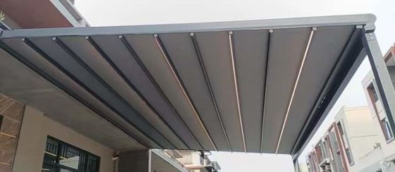 Controllo a distanza Operazione Canopy elettrico per grandi alluvioni Sala tenda mobile di stoccaggio