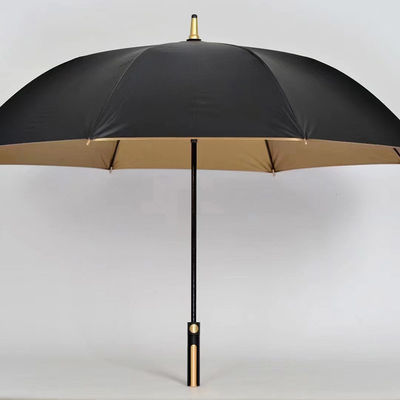 Ombrelli in tessuto rivestito d'oro con controllo semiautomatico e maniglia dorata