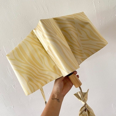 Buttare giallo zebra ombrello caldo sole e pioggia donna doppia protezione solare vinile prodotti giornalieri