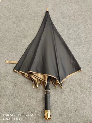 Padiglione per la pioggia di dimensioni golf con manico morbido EVA e rivestimento in argento