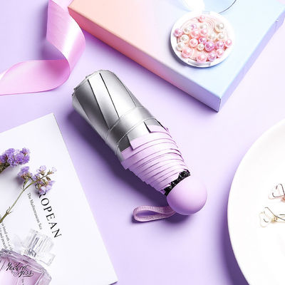 Copertina in gomma di titanio argento ombrello a cinque pieghe con protezione UV e doppio scopo