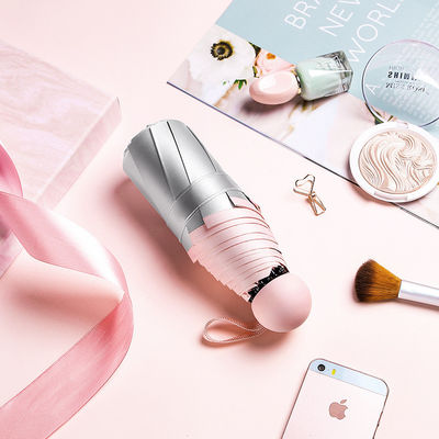 Copertina in gomma di titanio argento ombrello a cinque pieghe con protezione UV e doppio scopo