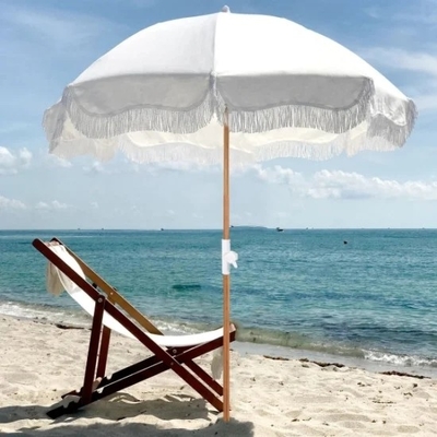 Parasole da spiaggia a frangia per viaggiatori, con guinzaglie di cotone e funzionalità all-in-one
