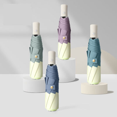 Ombrello a tre pieghe in stile coreano con albero in fibra di vetro e funzione di apertura automatica