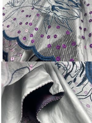 Ombrello per adulti ricamato a rosa con funzione a prova di vento e design leggero