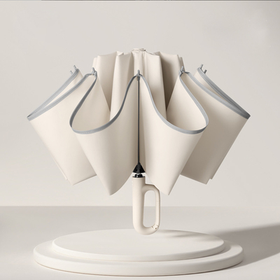 Grandi ombrelloni automatici per l' esterno con anello UV a chiusura con design minimalista